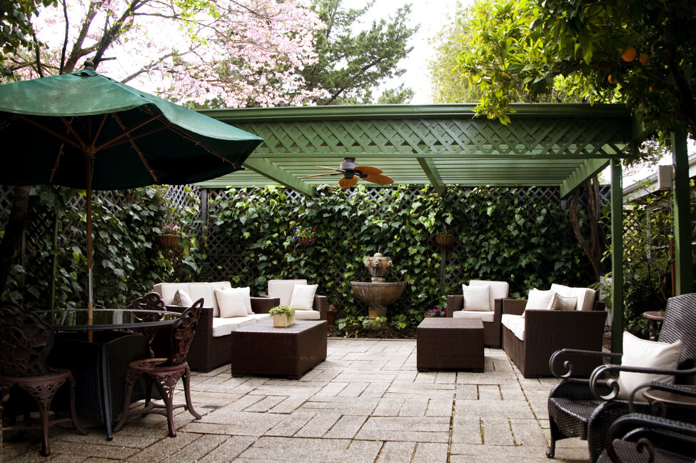 Wine Hour at 1801 First Luxury Inn